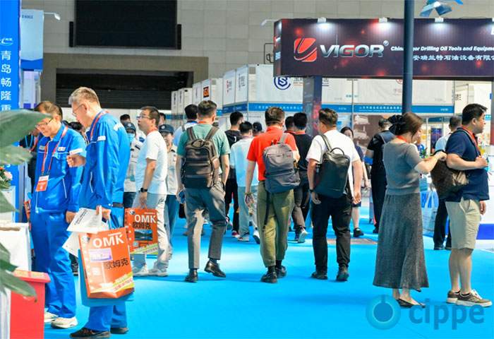 cippe新疆石油展火热依旧！产学研成果交流会、商务考察、评选颁奖等活动受到展商肯定！(图2)