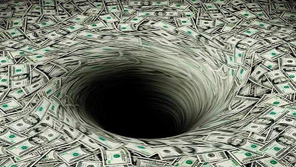 哈维重创炼油需求，美元暴跌撑油价能翻身吗？(图1)