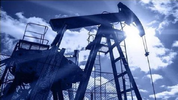 原油库存意外反弹，美油布油为何还能继续强势上涨？(图1)