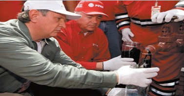 外媒：美对俄实施更严格限制 俄油企称交易正常进行(图1)